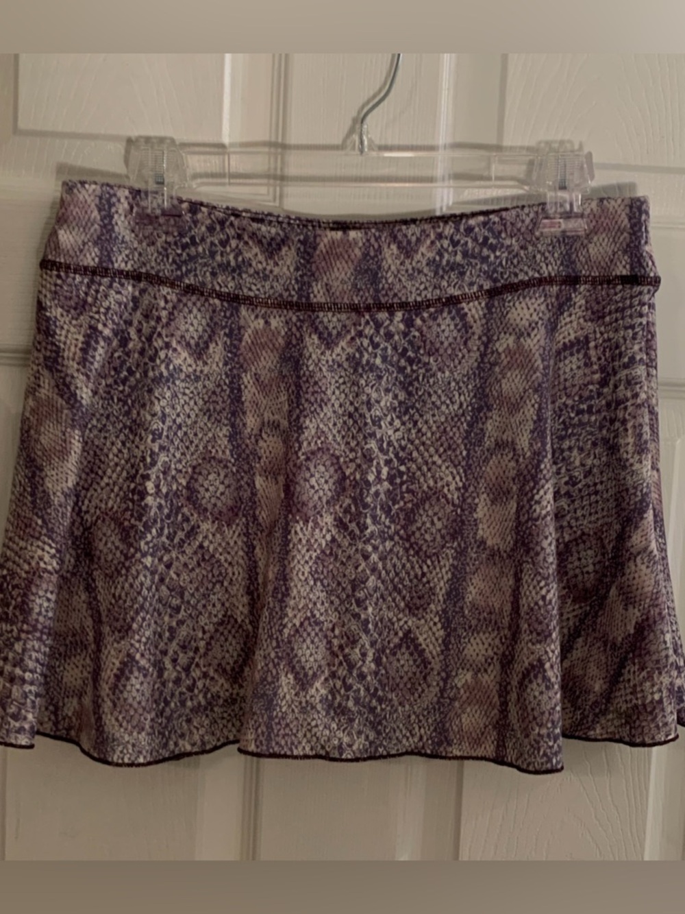 Sofibella Lavender Snakeskin Print Athletic Skirt/Built In Shorts∙Size M∙EUC